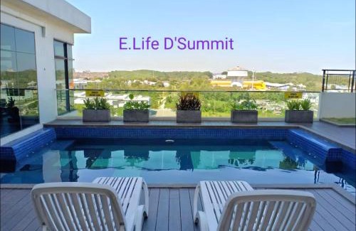 Kempas Appartement | E LIFE D Summit Residences 1315 Wifi Netflix