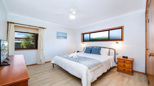 Blue Bay Maison | 'E Retreat by the Bay' by HolidayCo