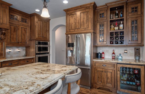 Appleton Maison | 2025 NFL DRAFT, EAA 2025, BUSINESS...room to land a HELICOPTER!!!