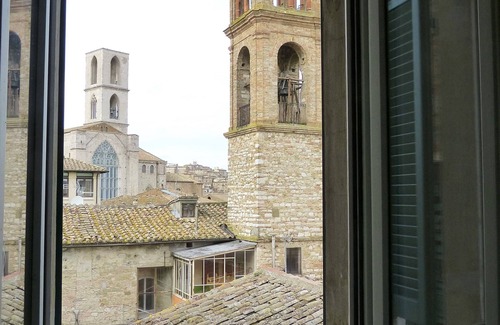 Old Town Appartement | Chaque fenêtre est une peinture au cœur de Pérouse.