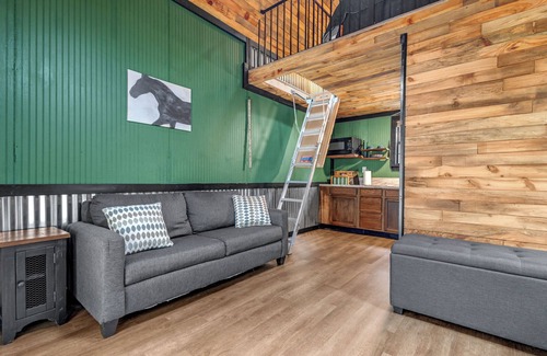 Mineola Cabine | Eagle 2 - Right Side Cabin and NO NEIGHBOR