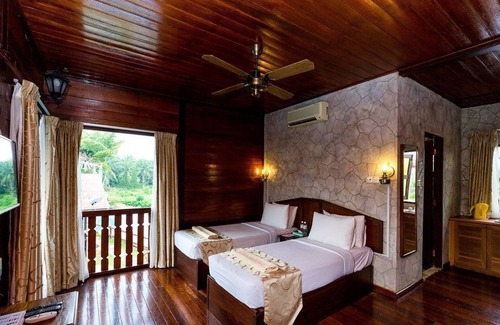 Port Dickson Hôtel | Eagle Ranch Resort