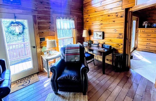 Sybertsville Cabine | Eagle Rock Cabin - 2 Blocks to the Lake ***Must be Eagle Rock property owner***