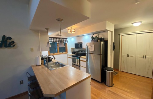 Sybertsville Chalet De Ski | Eagle Rock Resort 1 Block from the Lake ONLY EAGLE ROCK MEMBERS MAY RENT
