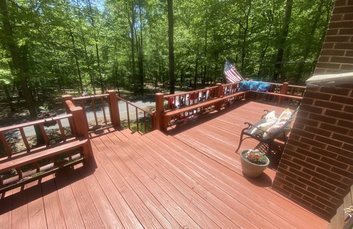 Sybertsville Chalet De Ski | Eagle Rock Resort 1 Block from the Lake ONLY EAGLE ROCK MEMBERS MAY RENT