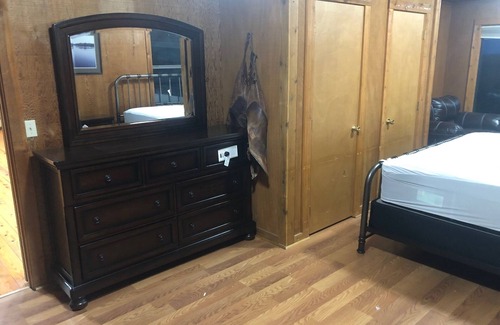 Shreveport Cabine | God's Country Mountain View Lodge