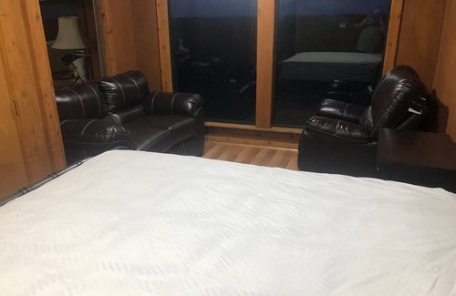 Shreveport Cabine | God's Country Mountain View Lodge
