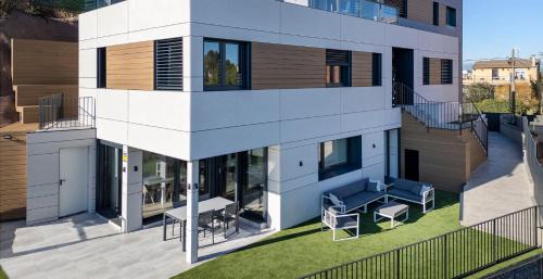 Santpedor Appartement | EAGLE'S NEST