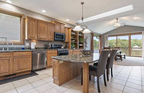 Afton Maison | Eagle's Nest Riverside Retreat