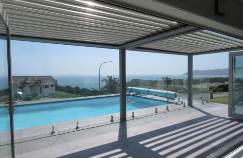Cable Bay Maison | Eagle View