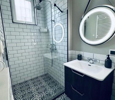 Sofia Appartement | Eagles Bridge Art Apart