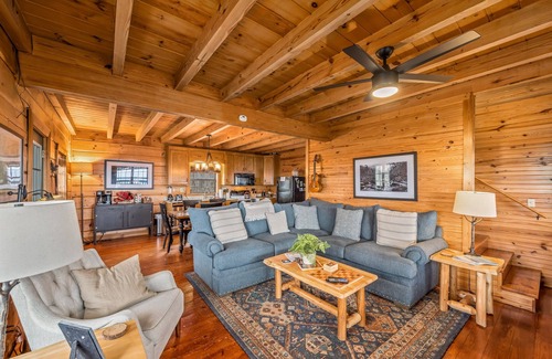 Valley Head Cabine | Eagle’s Crest at Mentone-Amazing Views, sleeps 8