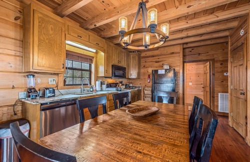 Valley Head Cabine | Eagle’s Crest at Mentone-Amazing Views, sleeps 8