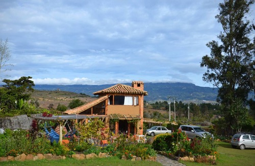 Villa de Leyva Cabine | Earthen, open concept loft in the countryside outside Villa de Leyva.