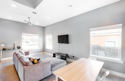 St. John - Coronado Hills Maison | East Austin Charmer