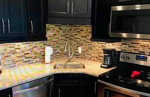 Maxwell Maison | East Nashville Near 5 Points and Downtown, Free parking private backyard setting