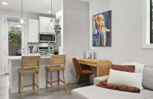 Blackshear-Prospect Hill Maison | East Side Haven - Blocks from Local Food Legends