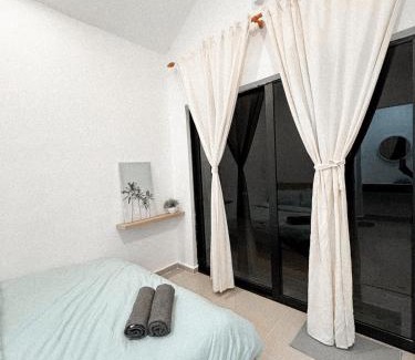 Kuantan Maison | Eastcape Studio by The White Sands Homestay