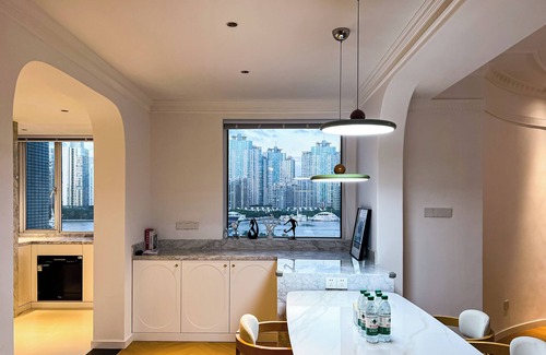 Downtown Shanghai Appartement | Eastern Hub - Near the Bund Simply Luxurious 3BR APT with Nice View