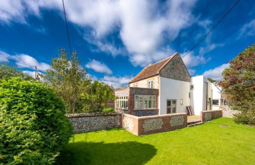 Salthouse Maison | Eastgate Cottage