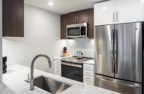 Woodmont Triangle Appartement | Easy Access to Beltway | in-unit Washer/D | NIH Nearby
