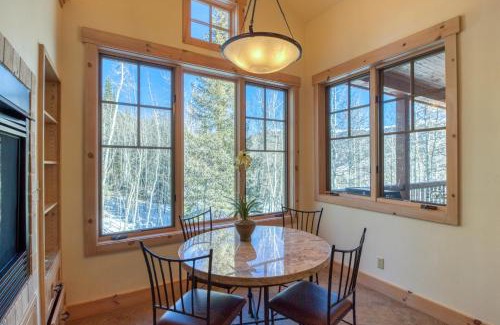 Three Peaks Maison | Easy Bend Elegance
