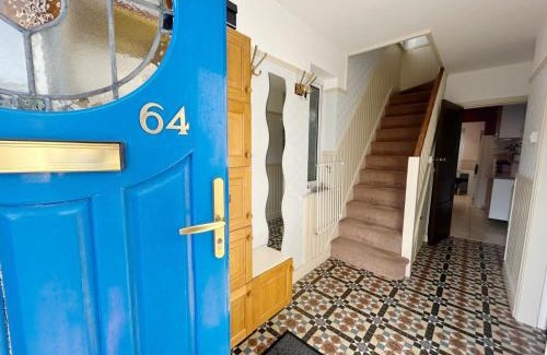 Elm Park Maison | Easy London Access 9mins Walk to Elm Park Station & Near City Airport