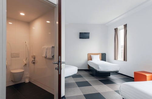 Zuidoost Hôtel | easyHotel Amsterdam Arena Boulevard