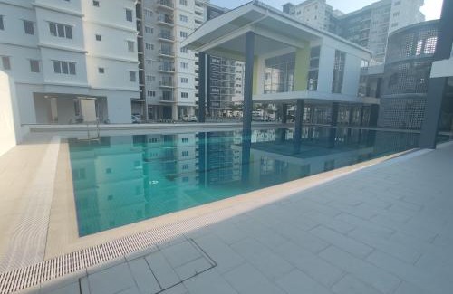 Taman Kolej Perdana Appartement | EasyStay Kampar (near UTAR) 5bedrooms 10pax Free WiFi