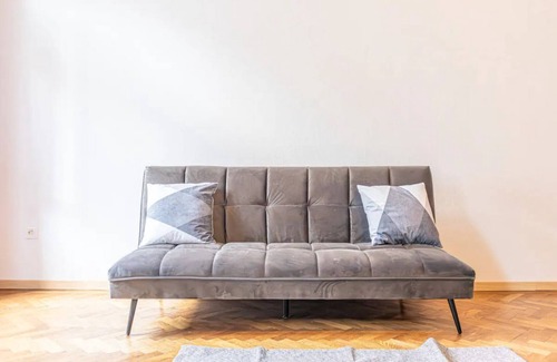 Ottakring Appartement | EasyStay private Room with a shared Bathroom