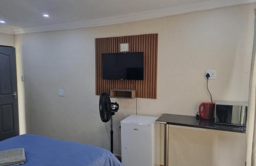 Rabokala Maison | Eazistay Motel - Letlhabile