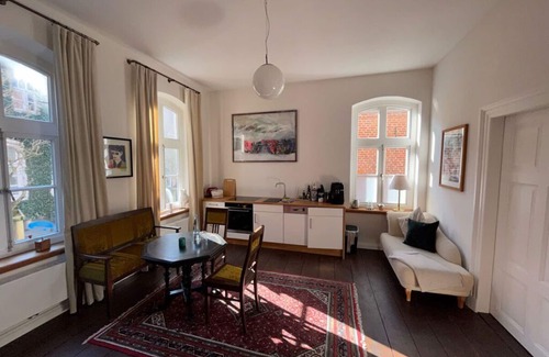 Esens Maison | Retiro moderno de reflujo
