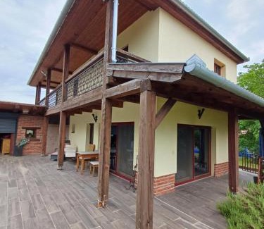 Mozsgo Lit Et Petit-Déjeuner | Ebner Pince - Panzió