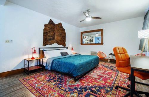 Central Oklahoma City Appartement | Eccentric Escape-hop skip jump to Plaza District