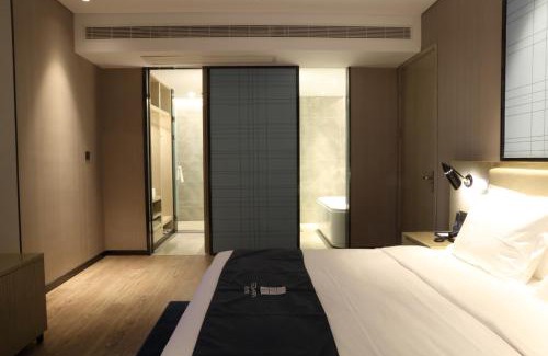 Qingshan Hôtel | Echarm Hotel Wuhan High-speed Rail Peace Park Metro Station