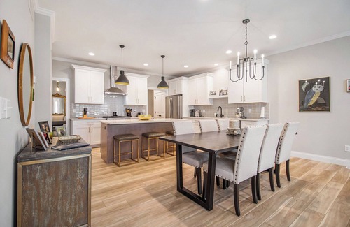 South Bend Maison | Echoes of Galway