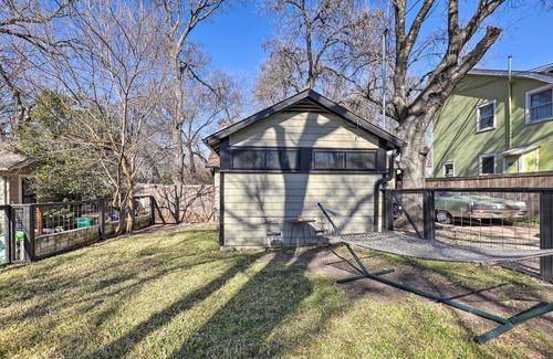 Hancock Cottage | NEW! Eclectic Austin Bungalow: Central Location!