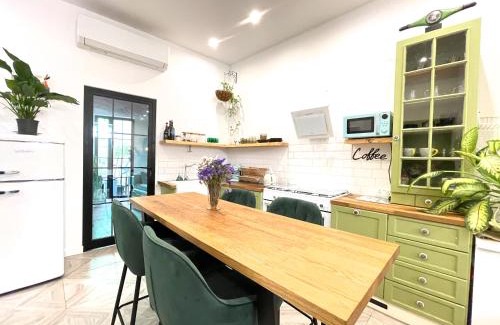 Luqa Appartement | Eclectic Maisonette in Luqa