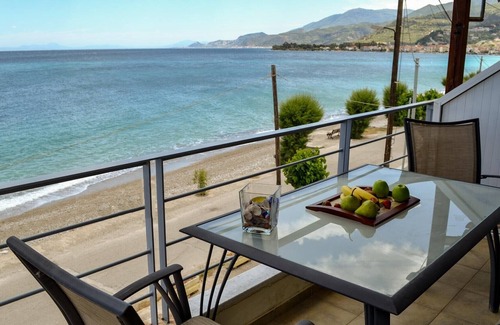 Egira Appartement | Résidence éclectique avec plage à la porte
