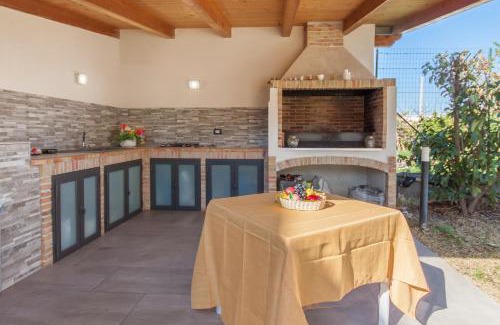 Agnone Bagni Appartement | Eclisse House Few Steps From The Sea - Happy Rentals