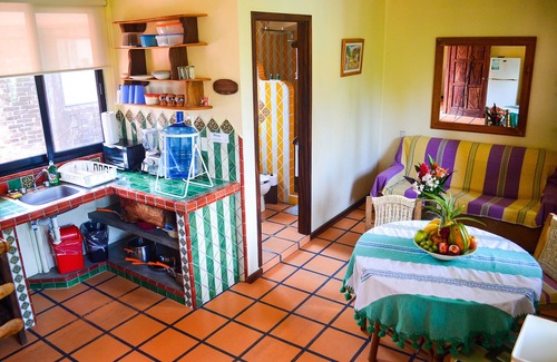Brisas de Zicatela Appartement | 1 minute de la plage, appartement 1 chambre, jardins et piscine fermés, yoga