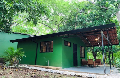 Rio Seco Cottage | Eco-Cabina Surf House in Guanacaste Province with AC, WiFi