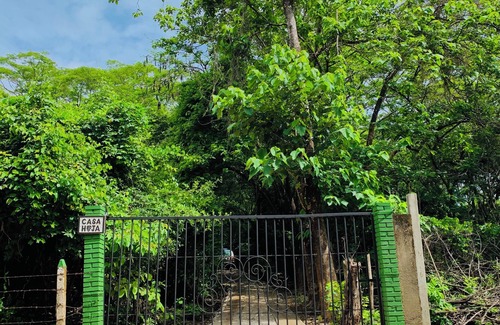 Rio Seco Cottage | Eco-Cabina Surf House in Guanacaste Province with AC, WiFi