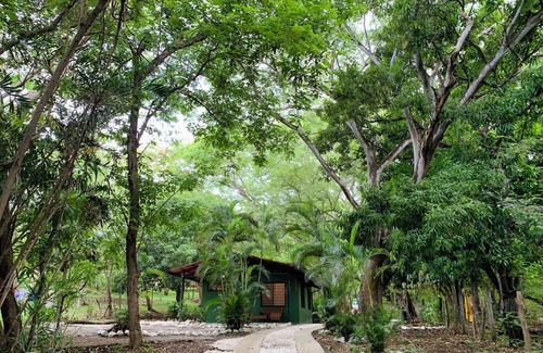 Rio Seco Cottage | Eco-Cabina Surf House in Guanacaste Province with AC, WiFi