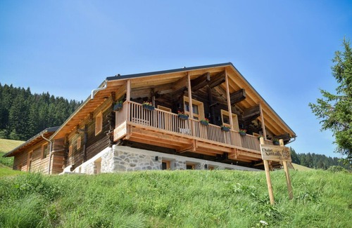 Hauteluce Chalet De Ski | Chalet éco-design avec vue sur le Mont Blanc et bain nordique (15 personnes)