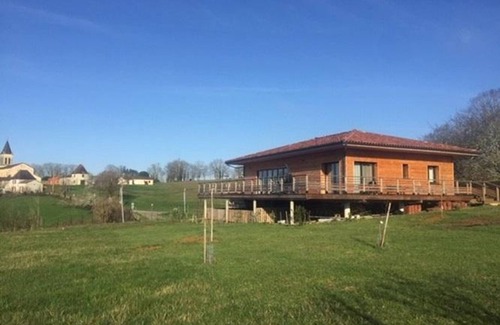 Veyrines-de-Vergt Cottage | Maison écologique avec piscine privée en Dordogne