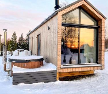 Sauga Maison | Eco houses with a hot tub and sauna