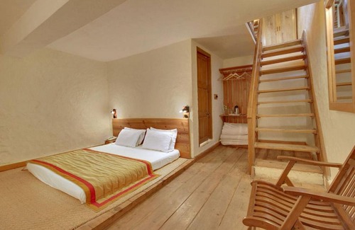 Kausani Cabine | Eco Lodge Chevron