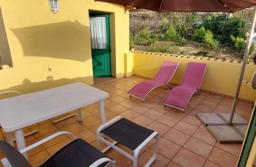 Montijos Maison | Eco Rural house surrounded by nature and views, WIFI