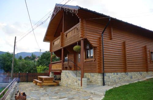 Yaremche Chalet De Ski | Eco Sadyba Familia